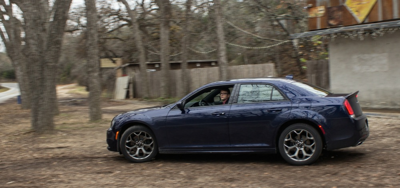 Illustration for article titled The 2015 Chrysler 300S Is The Perfect Car For The Right Kind Of Hitman